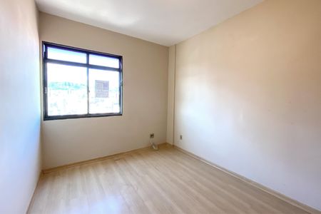 Quarto 1 de apartamento para alugar com 2 quartos, 70m² em Centro, Belo Horizonte