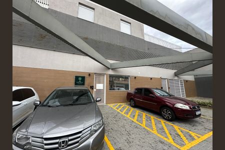 Apartamento para alugar com 55m², 2 quartos e 1 vagaFachada e portaria