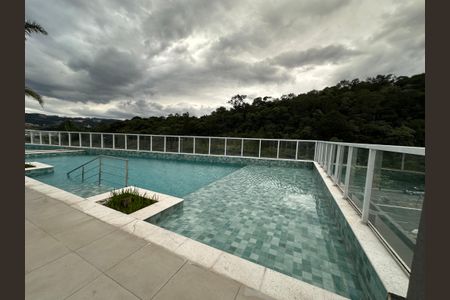 Apartamento para alugar com 55m², 2 quartos e 1 vagaÁrea comum - Piscina