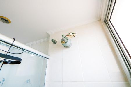 Apartamento para alugar com 53m², 2 quartos e 2 vagas Apartamento para alugar com 53m², 2 quartos e 2 vagasBanheiro social