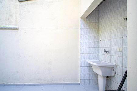 Casa de condomínio à venda com 128m², 2 quartos e 1 vaga Casa de condomínio à venda com 128m², 2 quartos e 1 vagaÁrea de Serviço