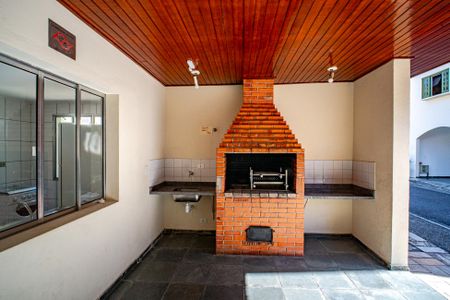 Casa de condomínio à venda com 128m², 2 quartos e 1 vaga Casa de condomínio à venda com 128m², 2 quartos e 1 vagaÁrea comum - Churrasqueira