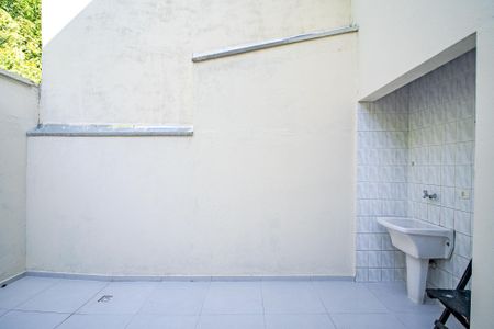 Casa de condomínio à venda com 128m², 2 quartos e 1 vaga Casa de condomínio à venda com 128m², 2 quartos e 1 vagaÁrea de Serviço