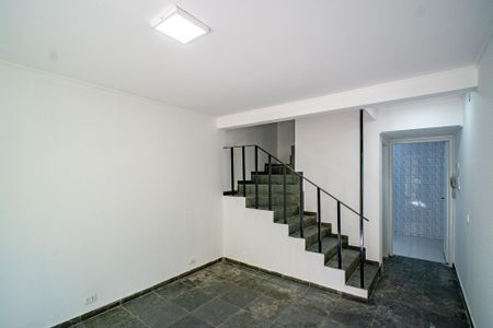 Sala de casa de condomínio à venda com 2 quartos, 128m² em Jardim Ester, São Paulo