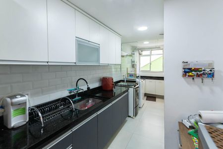 Apartamento à venda com 80m², 2 quartos e 1 vagaCozinha e Área de Serviço
