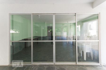 Apartamento à venda com 80m², 2 quartos e 1 vagaÁrea comum
