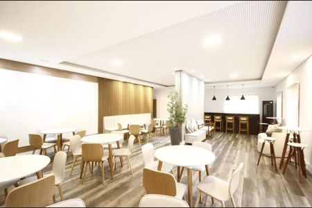 Apartamento para alugar com 165m², 3 quartos e 3 vagas Apartamento para alugar com 165m², 3 quartos e 3 vagasÁrea comum - Salão de festas