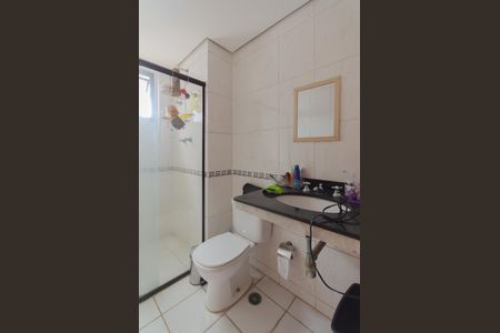 Apartamento para alugar com 165m², 3 quartos e 3 vagas Apartamento para alugar com 165m², 3 quartos e 3 vagasBanheiro da Suíte 1