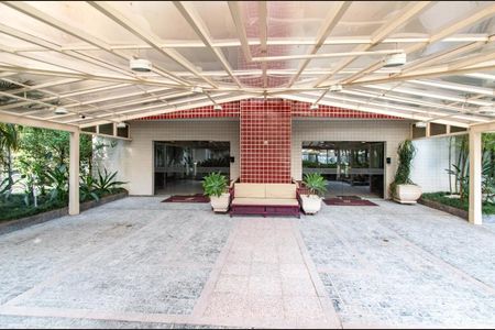 Apartamento para alugar com 165m², 3 quartos e 3 vagas Apartamento para alugar com 165m², 3 quartos e 3 vagasÁrea comum