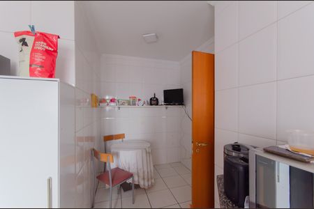 Apartamento para alugar com 165m², 3 quartos e 3 vagas Apartamento para alugar com 165m², 3 quartos e 3 vagasCozinha