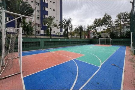 Apartamento para alugar com 165m², 3 quartos e 3 vagas Apartamento para alugar com 165m², 3 quartos e 3 vagasÁrea comum - Quadra Esportiva