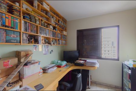 Apartamento para alugar com 165m², 3 quartos e 3 vagas Apartamento para alugar com 165m², 3 quartos e 3 vagasEscritório
