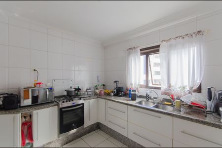 Apartamento para alugar com 165m², 3 quartos e 3 vagas Apartamento para alugar com 165m², 3 quartos e 3 vagasCozinha