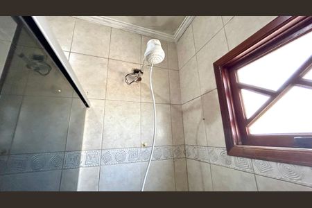 Casa à venda com 174m², 3 quartos e 2 vagasBanheiro da Suíte