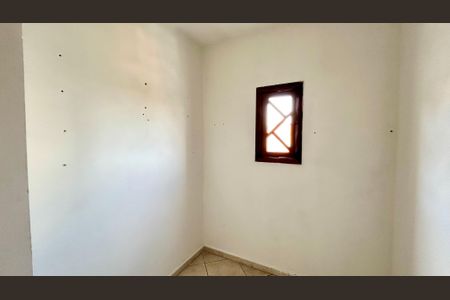Casa à venda com 174m², 3 quartos e 2 vagasCloset da suíte