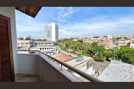 Casa à venda com 174m², 3 quartos e 2 vagasSacada da suíte 