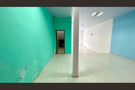 Casa à venda com 174m², 3 quartos e 2 vagasSalão 