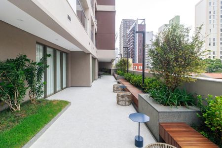 Apartamento para alugar com 136m², 3 quartos e 2 vagas Apartamento para alugar com 136m², 3 quartos e 2 vagasÁrea comum