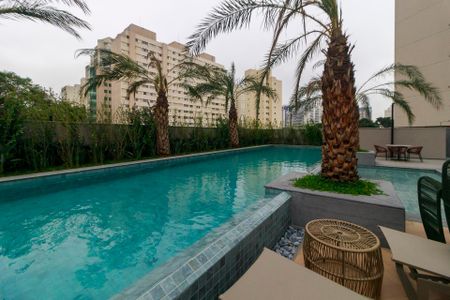 Apartamento para alugar com 136m², 3 quartos e 2 vagas Apartamento para alugar com 136m², 3 quartos e 2 vagasPiscina