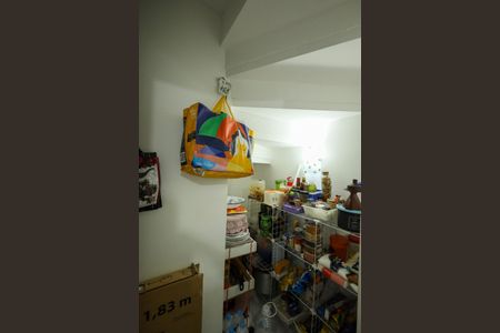 Casa de condomínio à venda com 95m², 3 quartos e 2 vagas Casa de condomínio à venda com 95m², 3 quartos e 2 vagasDespensa