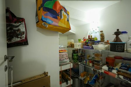 Casa de condomínio à venda com 95m², 3 quartos e 2 vagas Casa de condomínio à venda com 95m², 3 quartos e 2 vagasDespensa
