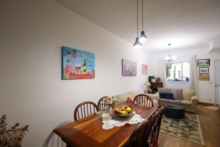 Casa de condomínio à venda com 95m², 3 quartos e 2 vagas Casa de condomínio à venda com 95m², 3 quartos e 2 vagasSala de estar - Sala de jantar