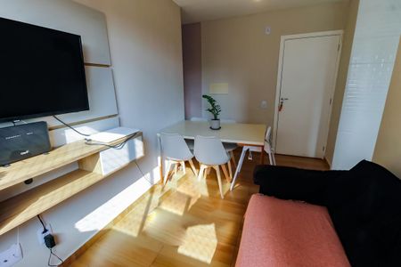 Sala de apartamento para alugar com 2 quartos, 43m² em Jardim Paris, São Paulo