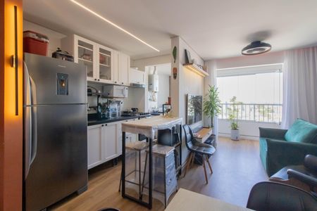 Sala de apartamento para alugar com 2 quartos, 47m² em Vila das Bandeiras, Guarulhos