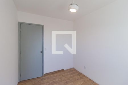 Quarto de apartamento para alugar com 2 quartos, 43m² em Vila da Oportunidade, Carapicuíba