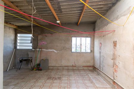Casa à venda com 160m², 3 quartos e 1 vagaLavanderia
