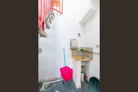 Casa à venda com 160m², 3 quartos e 1 vagaÁrea de Serviço