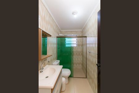 Casa à venda com 160m², 3 quartos e 1 vagaBanheiro 2