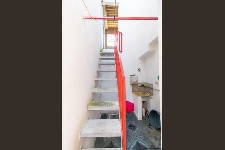 Casa à venda com 160m², 3 quartos e 1 vagaEscada