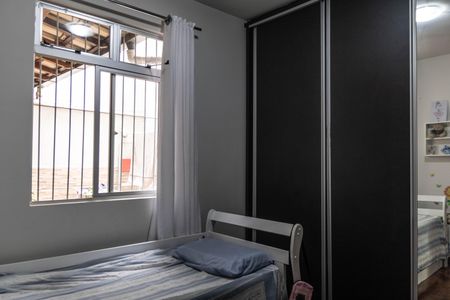 Apartamento à venda com 85m², 3 quartos e 1 vagaQuarto 2