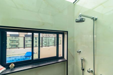 Apartamento à venda com 180m², 4 quartos e 2 vagas