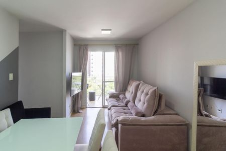 Sala de apartamento para alugar com 3 quartos, 65m² em Vila Inglesa, São Paulo