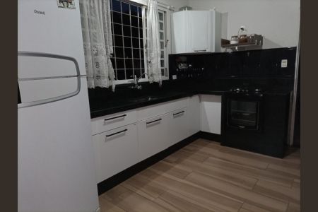 Casa à venda com 130m², 2 quartos e 10 vagasCozinha