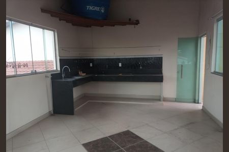 Casa à venda com 130m², 2 quartos e 10 vagasÁrea externa