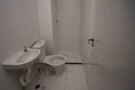 Apartamento à venda com 32m², 2 quartos e sem vaga Apartamento à venda com 32m², 2 quartos e sem vagaBanheiro