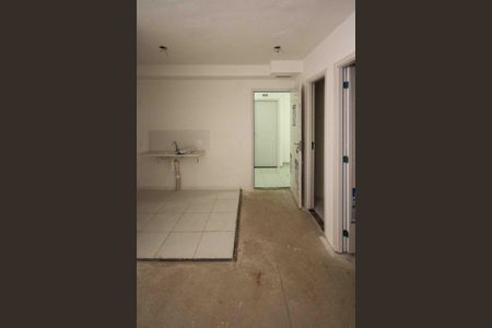 Apartamento à venda com 32m², 2 quartos e sem vaga Apartamento à venda com 32m², 2 quartos e sem vagaSala
