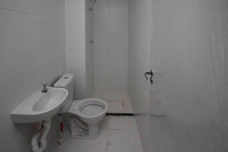 Apartamento à venda com 32m², 2 quartos e sem vaga Apartamento à venda com 32m², 2 quartos e sem vagaBanheiro