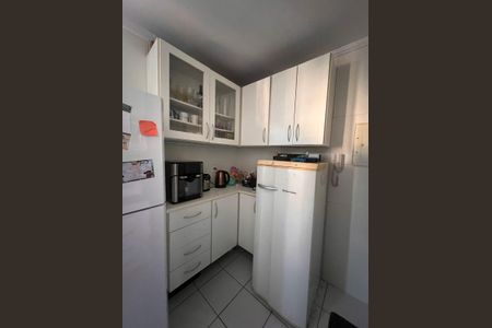 Cozinha de apartamento à venda com 2 quartos, 52m² em Jardim D’abril, São Paulo