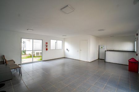 Apartamento à venda com 40m², 2 quartos e sem vagaÁrea comum - Salão de festas