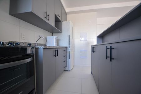Apartamento para alugar com 55m², 2 quartos e 1 vaga Apartamento para alugar com 55m², 2 quartos e 1 vagaCOZINHA