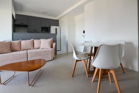 SALA de apartamento para alugar com 2 quartos, 55m² em Vila Sonia, São Paulo