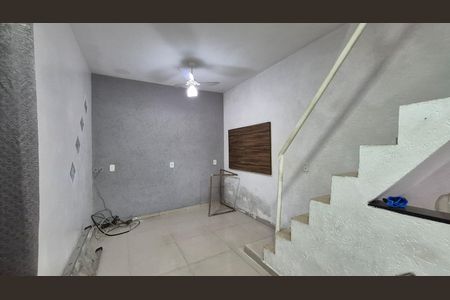 Casa à venda com 196m², 3 quartos e 3 vagas