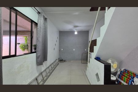 Casa à venda com 196m², 3 quartos e 3 vagas
