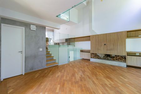 Sala 1 de casa de condomínio para alugar com 6 quartos, 378m² em Campo Belo, São Paulo