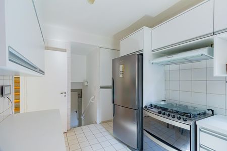 Casa de condomínio à venda com 378m², 6 quartos e 4 vagasCozinha