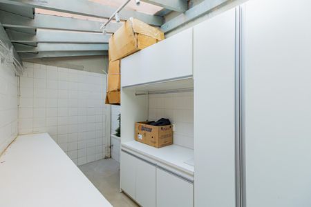 Casa de condomínio à venda com 378m², 6 quartos e 4 vagasÁrea de Serviço
